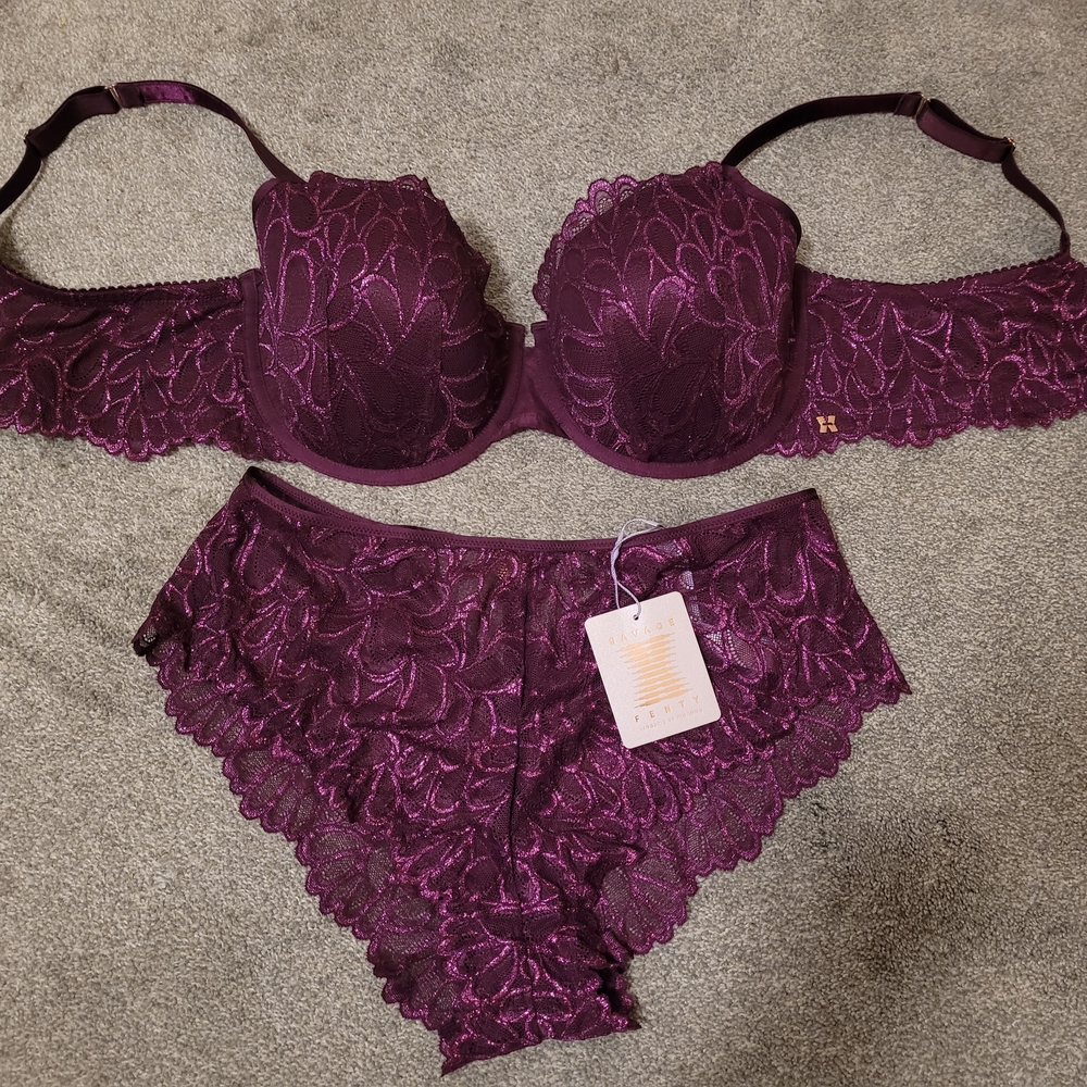 Savage X Fenty Not Sorry Lace Bra and Panty Set in Purple